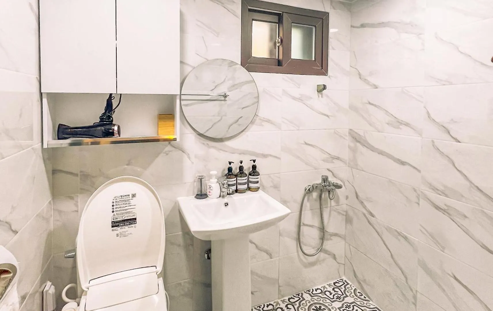 5Br Family House, Myeongdong 7 Minutes, Gwanghwamun 10 Minutes, Namsan View, Patio Villa Seoul Holiday home